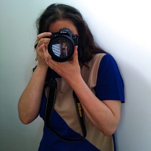 Maria con la  reflex Nikon D5300